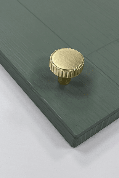 Lined Knob & Backplate Handle – Eton | Antique Brass / Anthracite / Gold | Aspin Collins