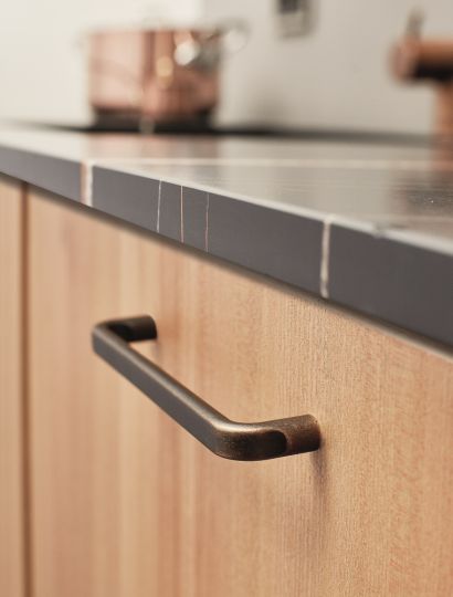Base - Simple Bent Rod Handle | Antique Brown, Antique Grey, or Inox Look | Aspin Collins