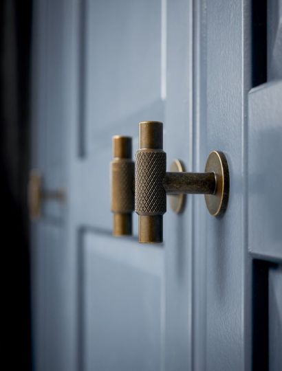 Manor 2 - Knurled Diamond Handle & T-Knob | Brass, Gold, Inox or Black | Aspin Collins