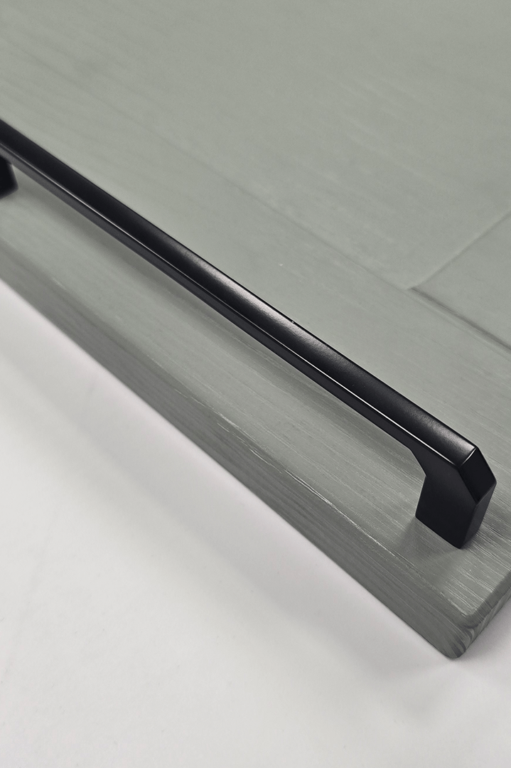 Kinloch D-Shape Cabinet Handle | Black | Aspin Collins