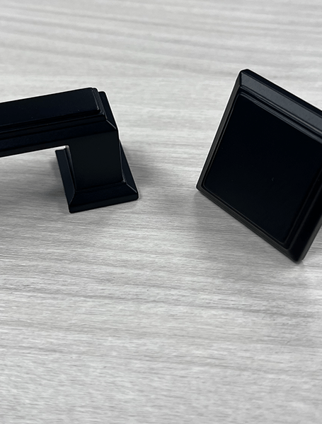 Square Handle – Millbrook | Black / Brushed Brass / Brushed Nickel | Aspin Collins