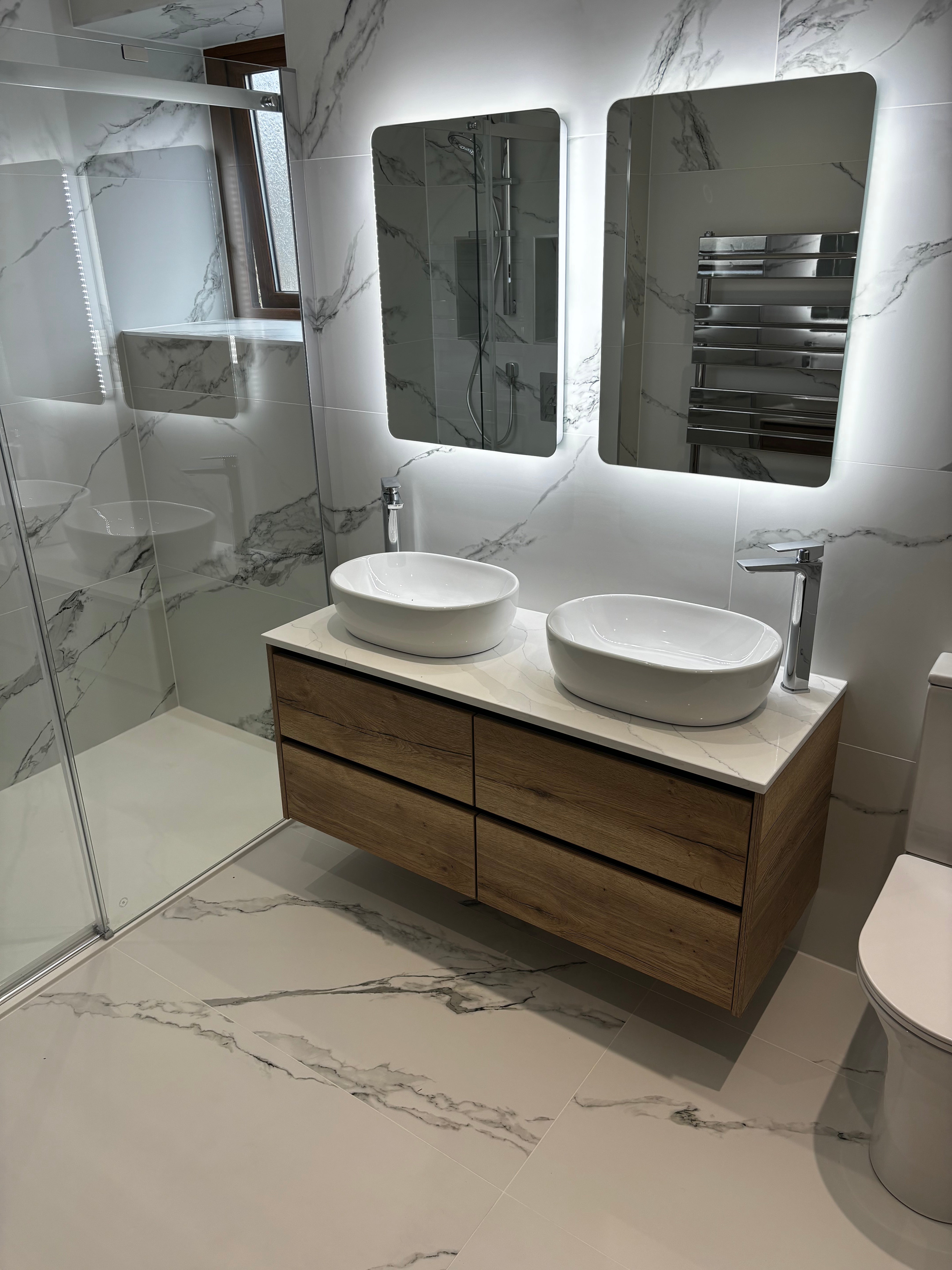 Luxury Vanity Unit – Natural Halifax Oak & Brushed Black Aluminium Inlays | Aspin Collins