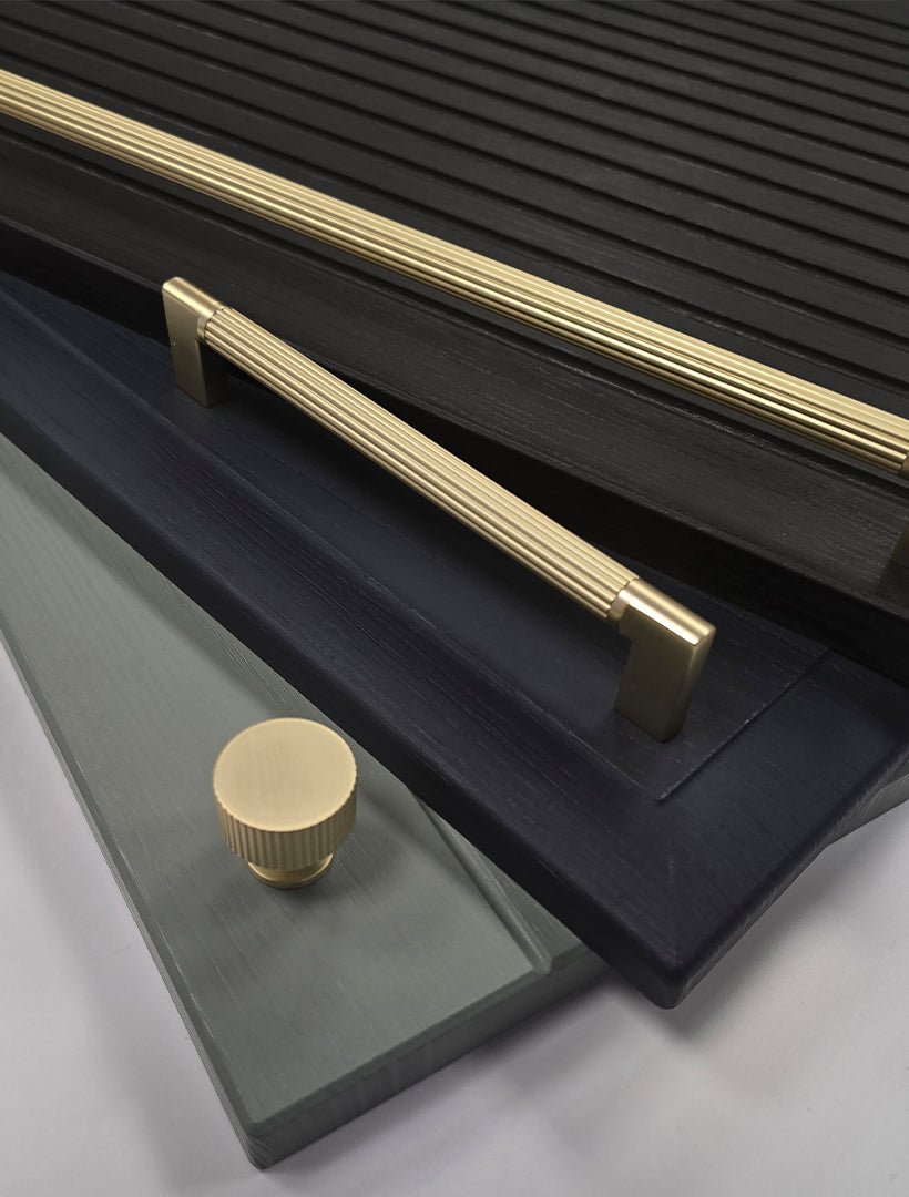 Valente Handle – Brass, Antique Brass & Brushed Nickel | Aspin Collins