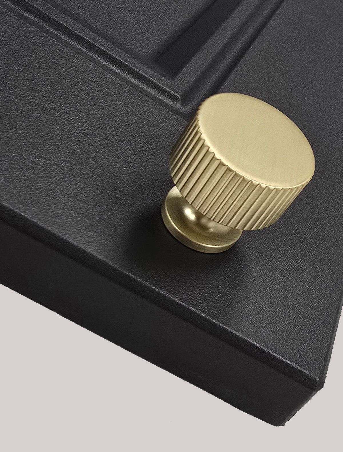 Valente Handle – Brass, Antique Brass & Brushed Nickel | Aspin Collins