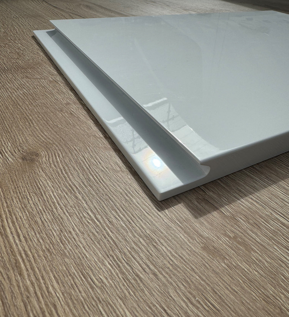 Levana White Gloss Kitchen Doors | Bright White Gloss Handleless Kitchen Doors | Aspin Collins
