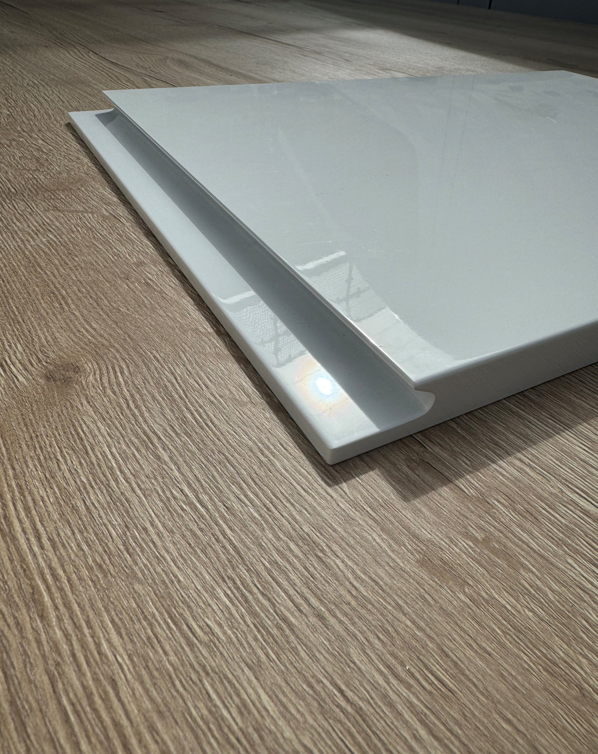 Levana White Gloss Kitchen Doors | Bright White Gloss Handleless Kitchen Doors | Aspin Collins