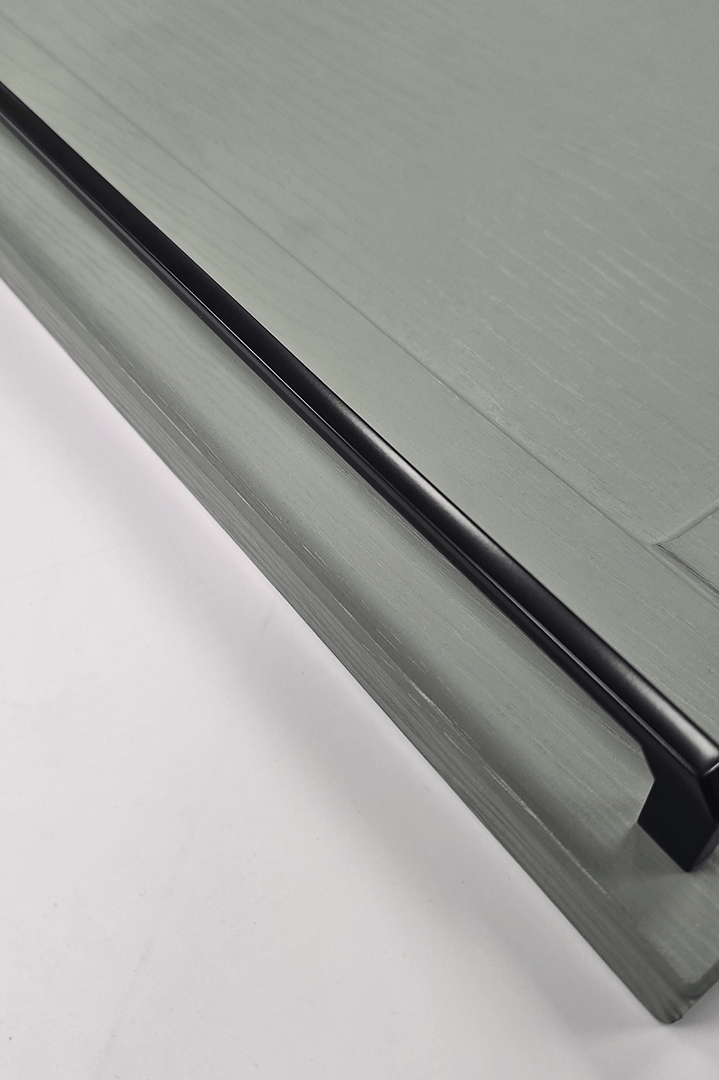 Kinloch D-Shape Cabinet Handle | Black | Aspin Collins