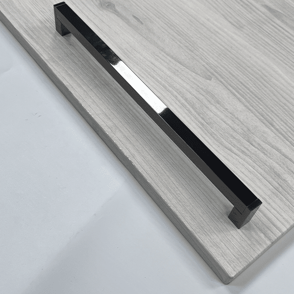 Kitchen Bar Pull Handle – Stratos | Black | Aspin Collins