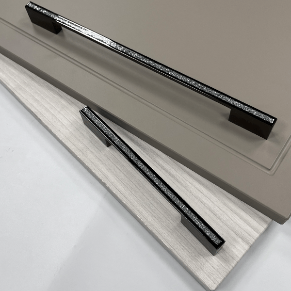 D-Shaped Glitter Handle – Belvoir | Chrome / Black | Sparkling Cabinet Pull | Aspin Collins