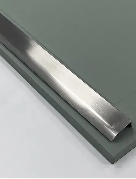 Marchwood Lip Edge Pull Handle | Brushed Nickel & Brushed Black | Aspin Collins