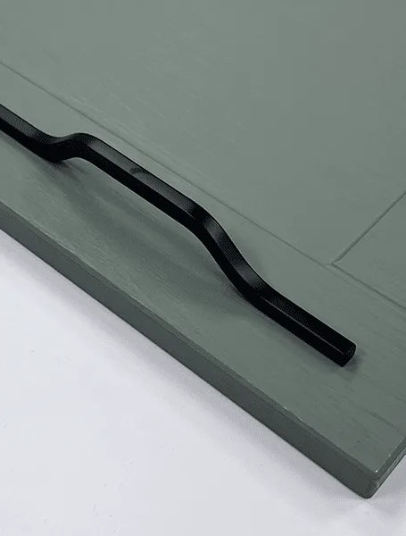 Kestrel Slim Square Bar Handle | Black | Aspin Collins