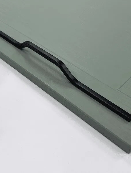 Kestrel Slim Square Bar Handle | Black | Aspin Collins