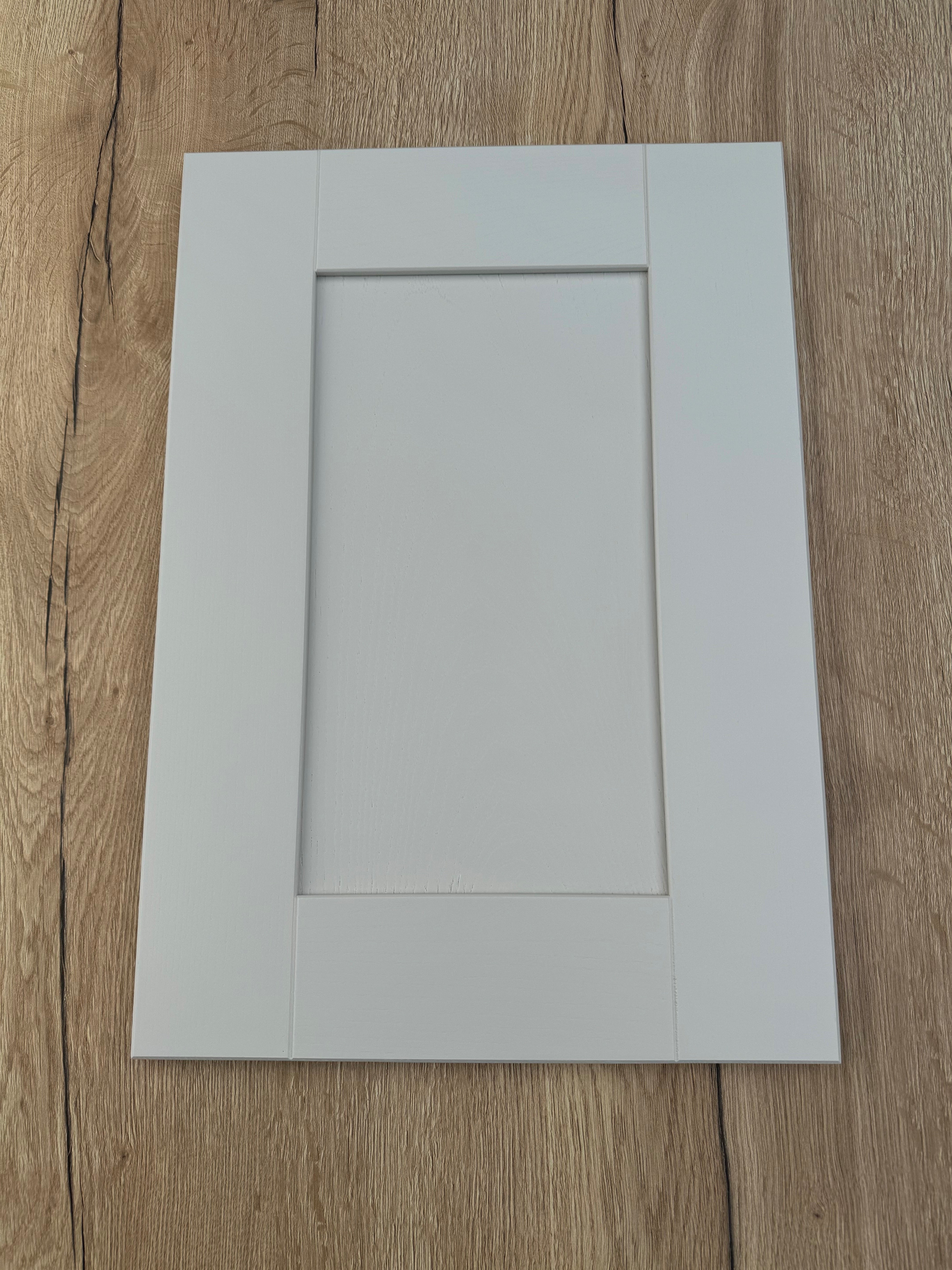 Shaker Kitchen Door - Chantilly Range - Light Grey | Aspin Collins