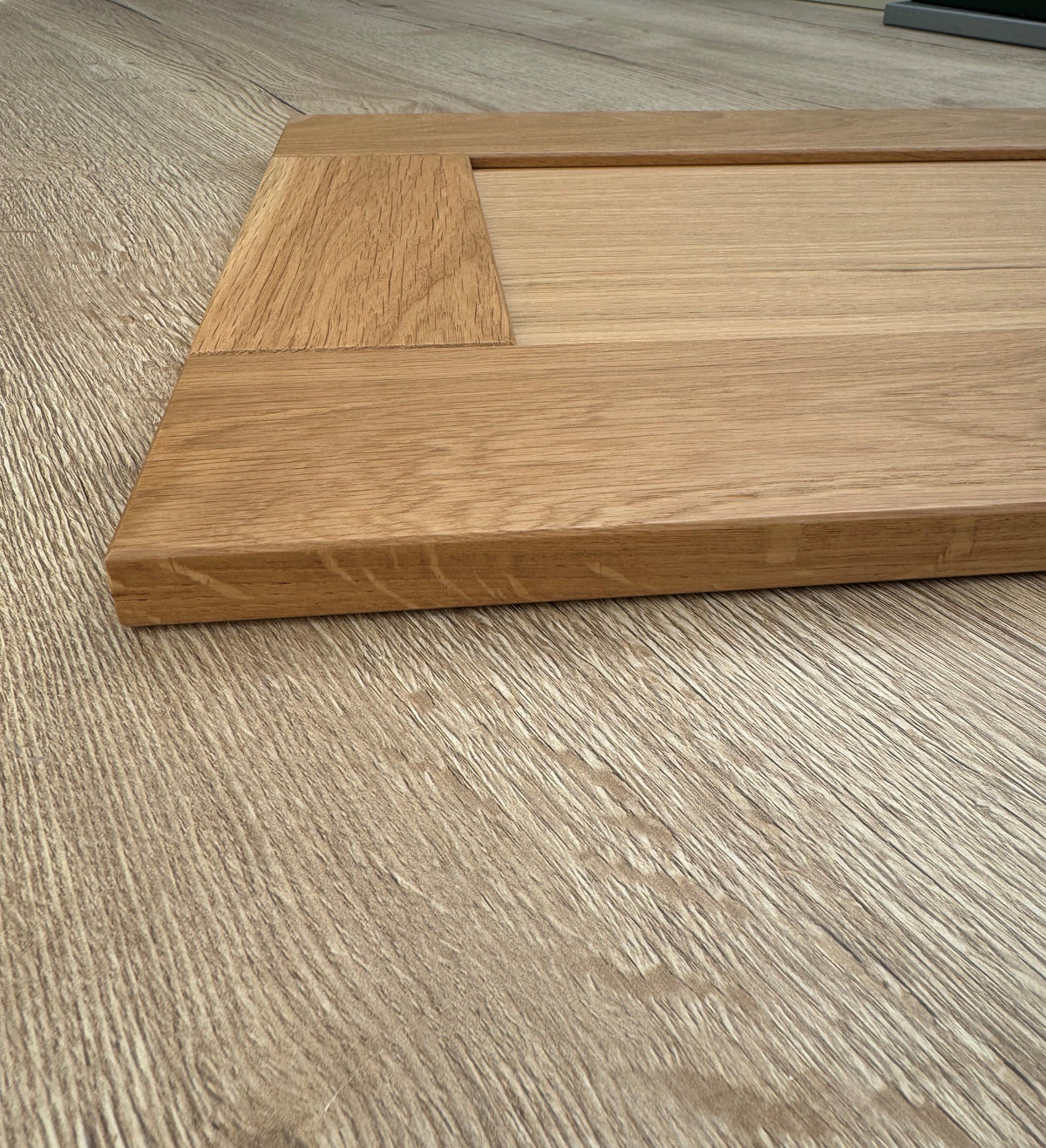 Chantilly Oak Shaker Kitchen Door | Aspin Collins