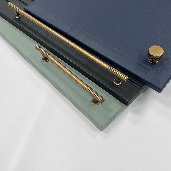 Chester Antique Brass Handle & Knob | Classic Cabinet Fitting | Aspin Collins