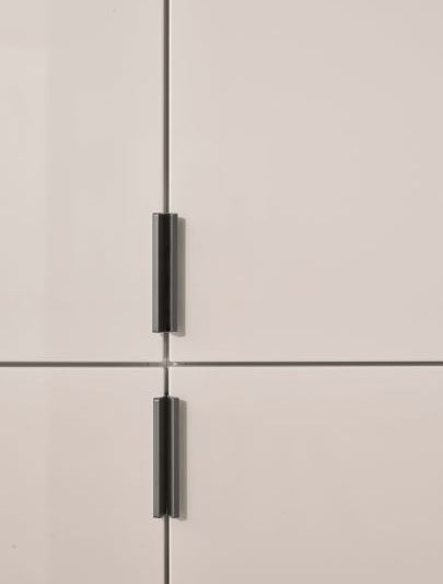 Edge Straight - Ferro Integrated Grip Profile Handle | Aspin Collins