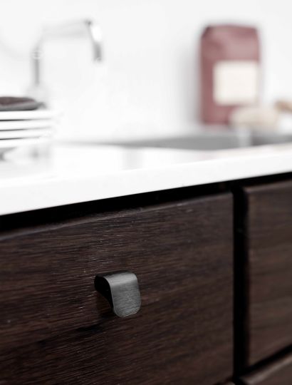 Fall - Extruded Flowing Handle & Knob | Bronze, Black or Inox | Aspin Collins
