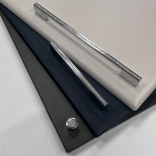 D-Shaped Glitter Handle – Belvoir | Chrome / Black | Sparkling Cabinet Pull | Aspin Collins