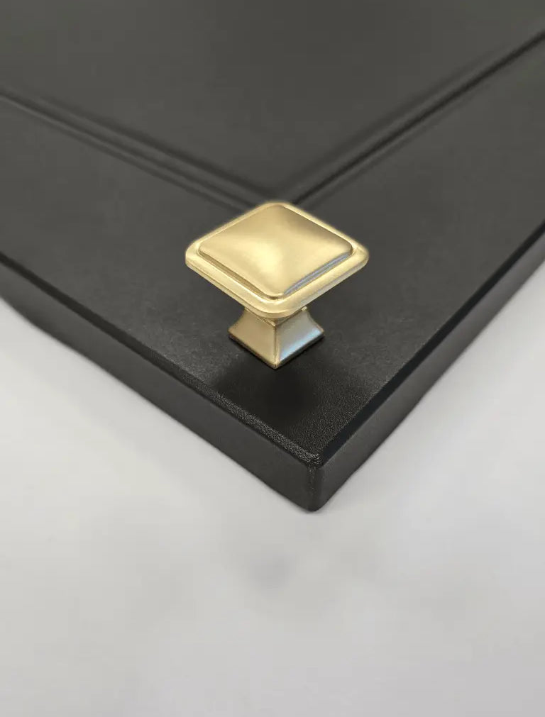 Thornbury Slim D-Handle with Matching Knob | Brushed Brass | Aspin Collins