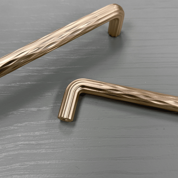 Runswick Fluted Bar Handle – Brushed Brass/Nickel | Aspin Collins