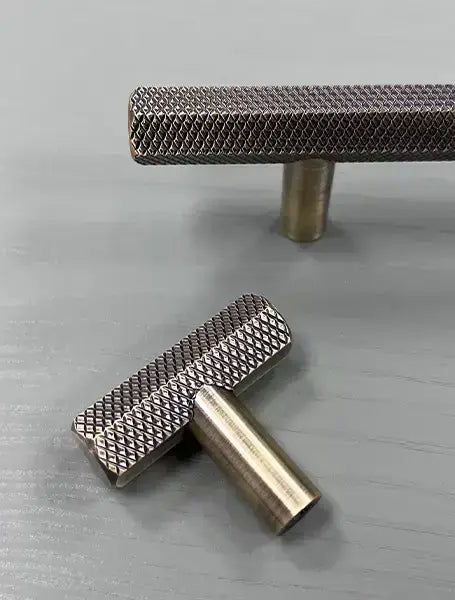 Knurled Handle & Matching Knob – Akaza | Textured & Stylish Design | Aspin Collins