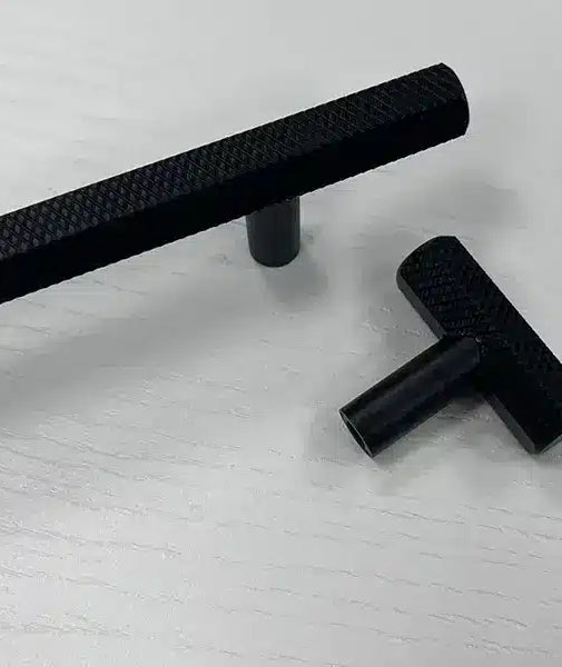 Knurled Handle & Matching Knob – Akaza | Textured & Stylish Design | Aspin Collins