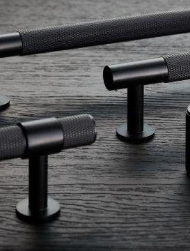 Knurled - Bexley Industrial Handle, Knob, Radio Knob & T-Knob | Aspin Collins