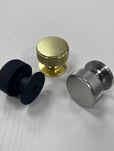 Knurled Knob – Osaka | Brushed Nickel / Black / Brushed Brass | Aspin Collins