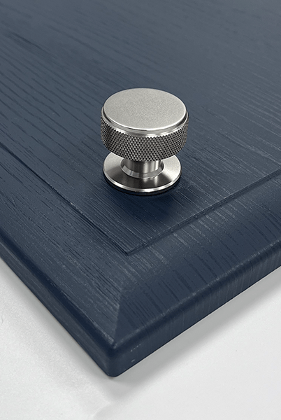 Knurled Knob – Osaka | Brushed Nickel / Black / Brushed Brass | Aspin Collins