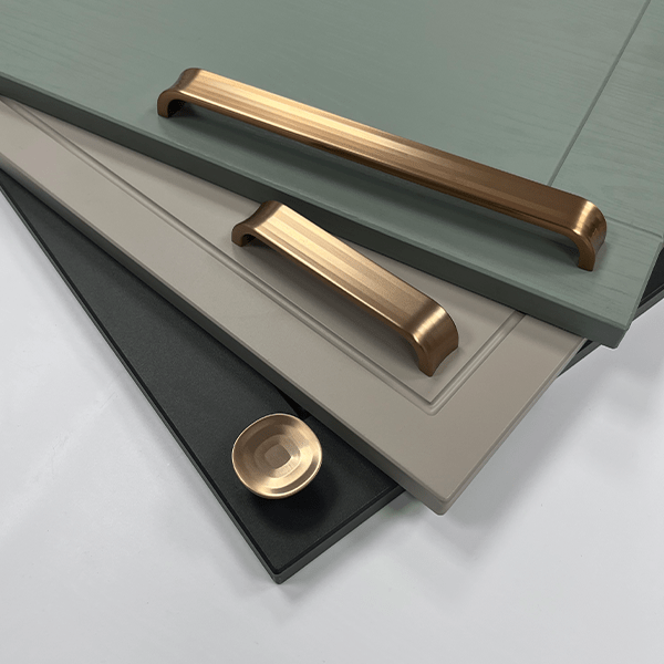 Hampton Curved Handle – Copper with Matching Knob | Aspin Collins