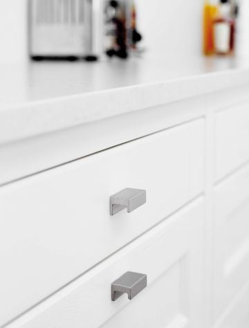 Station - Finger Pull Grip Handle & Knob | Brass, Black, Inox | Aspin Collins