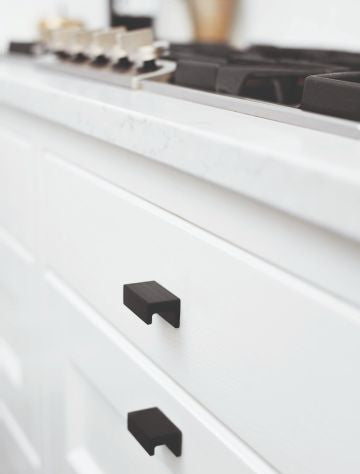 Station - Finger Pull Grip Handle & Knob | Brass, Black, Inox | Aspin Collins