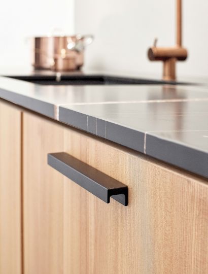 Station - Finger Pull Grip Handle & Knob | Brass, Black, Inox | Aspin Collins