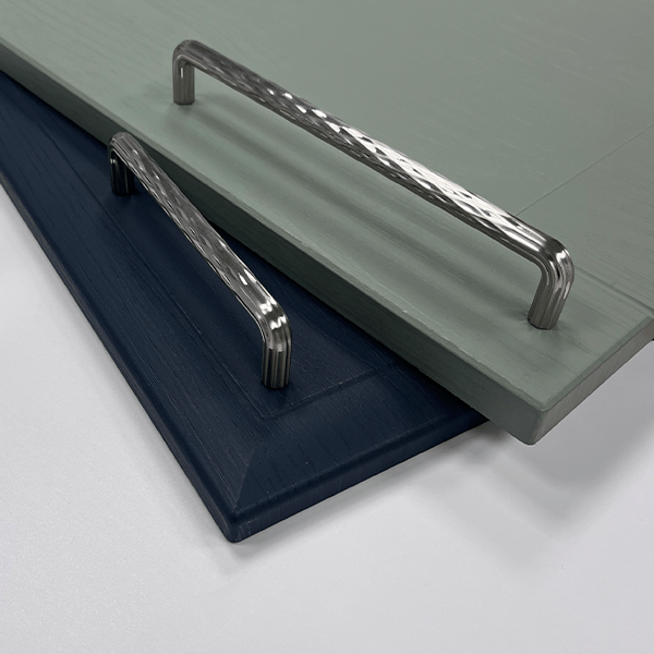 Runswick Fluted Bar Handle – Brushed Brass/Nickel | Aspin Collins