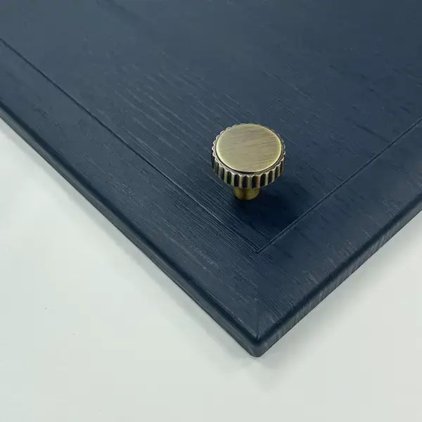 Lined Knob & Backplate Handle – Eton | Antique Brass / Anthracite / Gold | Aspin Collins