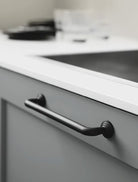 Motion Handle - Matt Black | Easy Clean Design | Aspin Collins