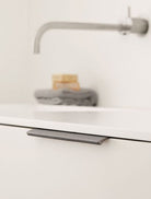 Edge Straight - Ferro Integrated Grip Profile Handle | Aspin Collins