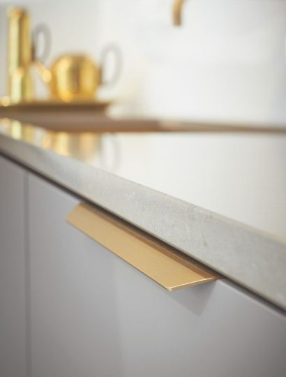 Blaze 2 - Linear Profile Handle | Anthracite, Brass, Black or Inox | Aspin Collins