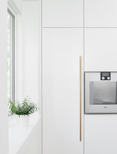 Elan - Slim Full-Height Handle & Knob | Brass, Black or Inox | Aspin Collins
