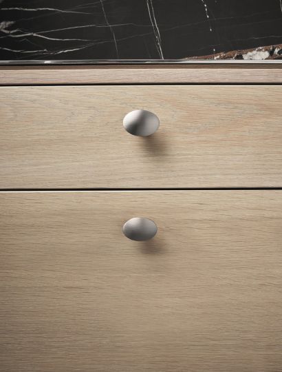 Dome - Egg Shaped Sculptural Knob | Brass, Inox or Black | Aspin Collins