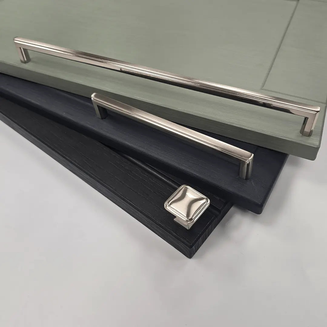Thornbury Slim D-Handle with Matching Knob | Brushed Nikel | Aspin Collins