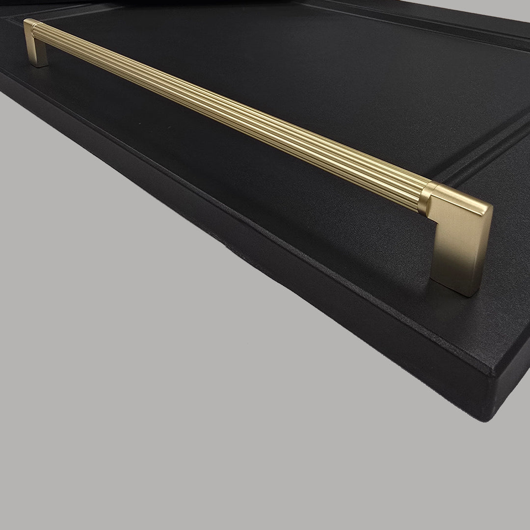 Valente Handle – Brass, Antique Brass & Brushed Nickel | Aspin Collins