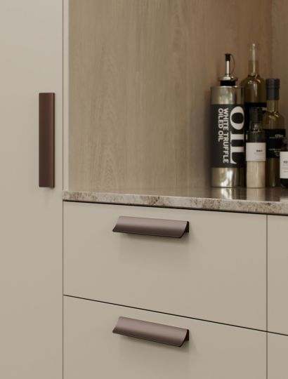 Ciel - Curved Elegant Handle & Knob | Matt Black, Brass, or Bronze | Aspin Collins