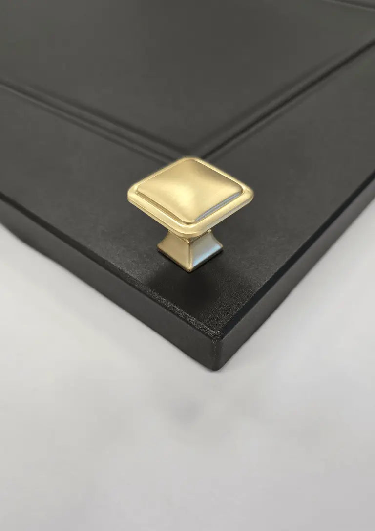Thornbury Slim D-Handle with Matching Knob | Brushed Brass | Aspin Collins