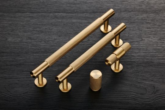 Knurled - Bexley Industrial Handle, Knob, Radio Knob & T-Knob | Aspin Collins