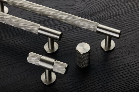 Knurled - Bexley Industrial Handle, Knob, Radio Knob & T-Knob | Aspin Collins