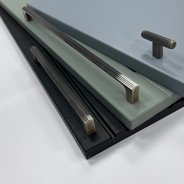 Strata Ribbed Handle & Knob Collection – 192mm & 320mm | Aspin Collins
